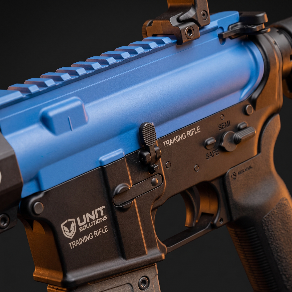 UNIT4 MK10 — détail rail optique et culasse, fusil d'entraînement UNIT Solutions